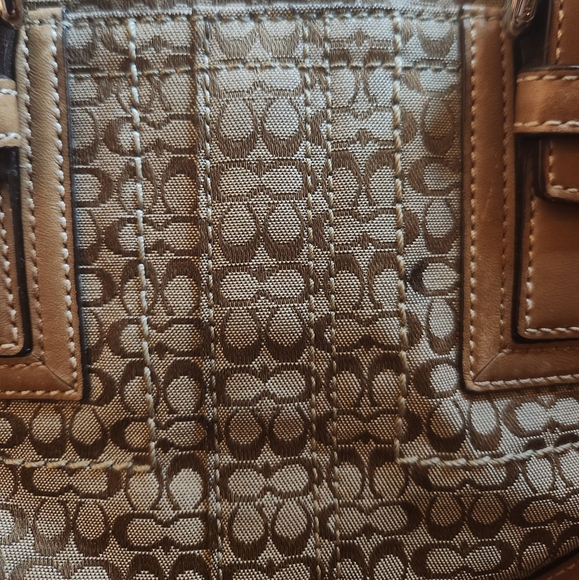 Coach Soho Mini SignatureTote Brand New With Tags Condition is Very Good - Picture 3 of 13